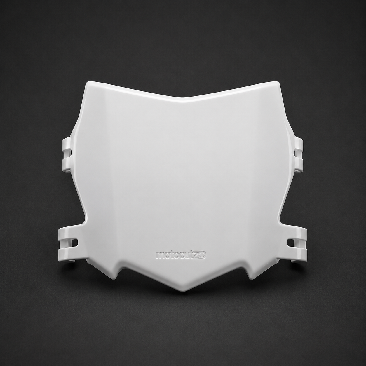 White motocutz plate